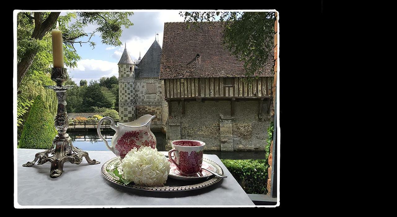 Bed and Breakfast Manoir De Livet Saint-Germain-de-Livet Экстерьер фото
